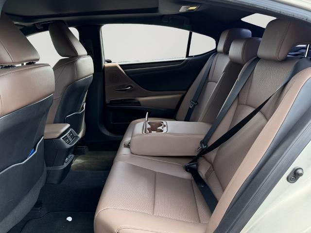 2022 Lexus ES 350 Base