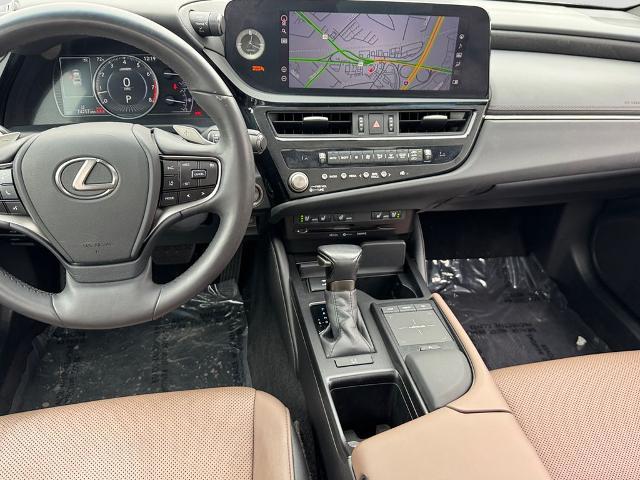 2022 Lexus ES 350 Base