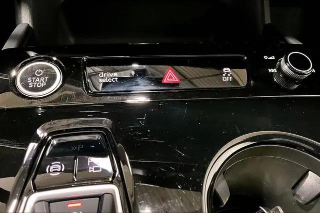 2025 Audi A6 e-tron Premium