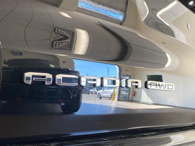 2024 GMC Acadia AWD Denali