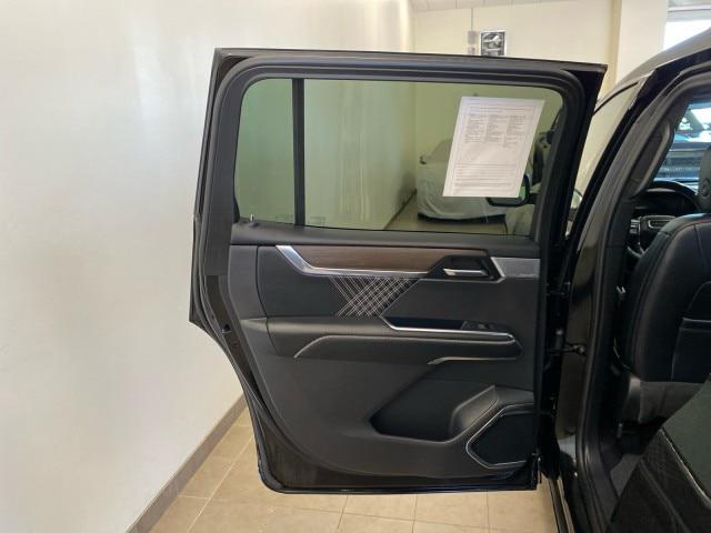 2024 GMC Acadia AWD Denali