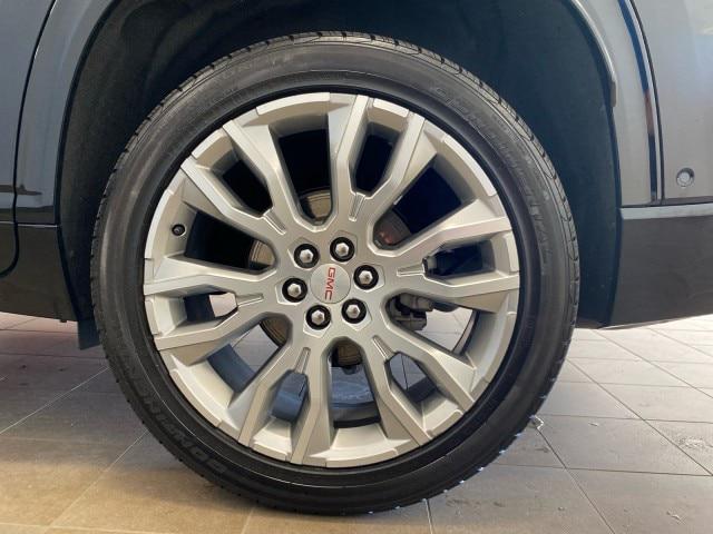 2024 GMC Acadia AWD Denali