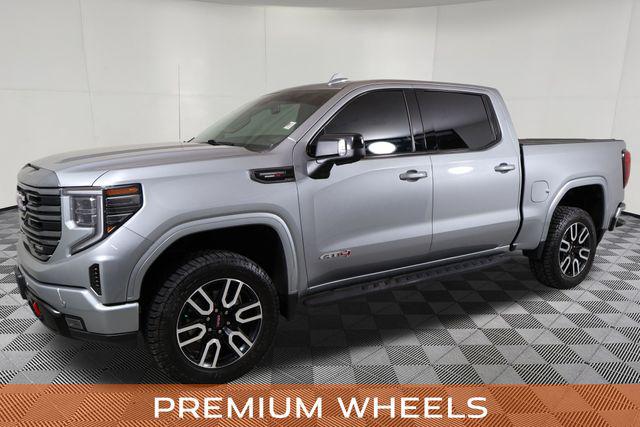 2023 GMC Sierra 1500 4WD Crew Cab Short Box AT4