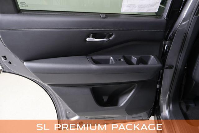 2024 Nissan Pathfinder SL FWD