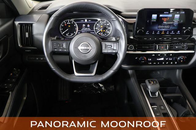 2024 Nissan Pathfinder SL FWD