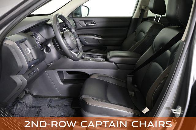 2024 Nissan Pathfinder SL FWD