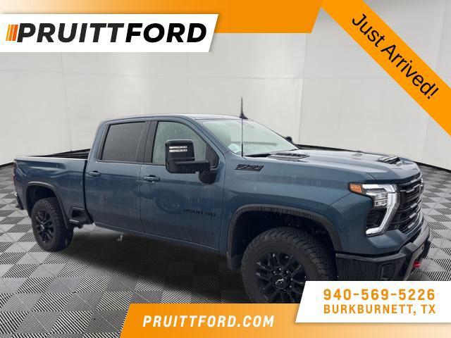 2025 Chevrolet Silverado 2500HD 4WD Crew Cab Standard Bed LT for sale in Burkburnett, TX