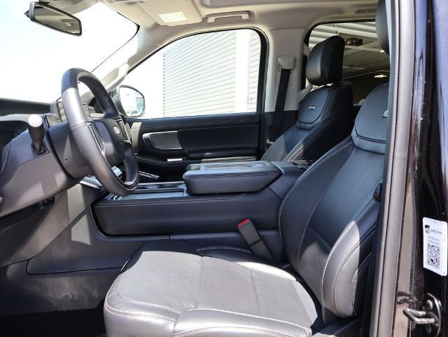 2025 Ford Expedition Platinum MAX