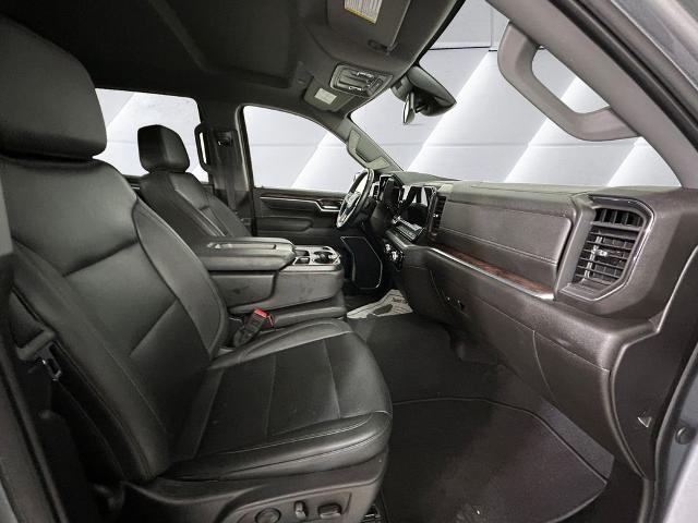 2025 GMC Sierra 1500 4WD Crew Cab Short Box SLT