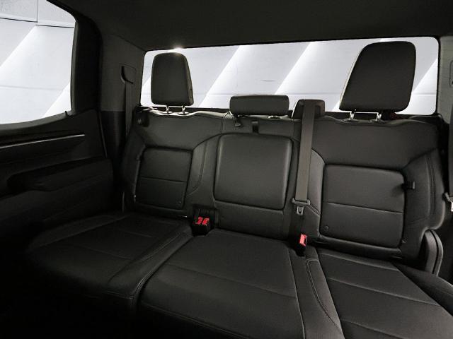 2025 GMC Sierra 1500 4WD Crew Cab Short Box SLT
