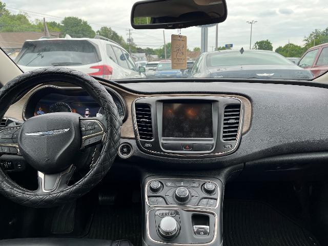 2015 Chrysler 200 C