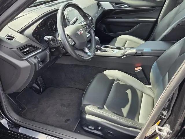 2023 Cadillac CT4 Luxury