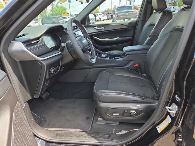2025 Jeep Grand Cherokee Altitude X 4x4