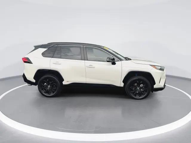 2022 Toyota RAV4 Hybrid XSE
