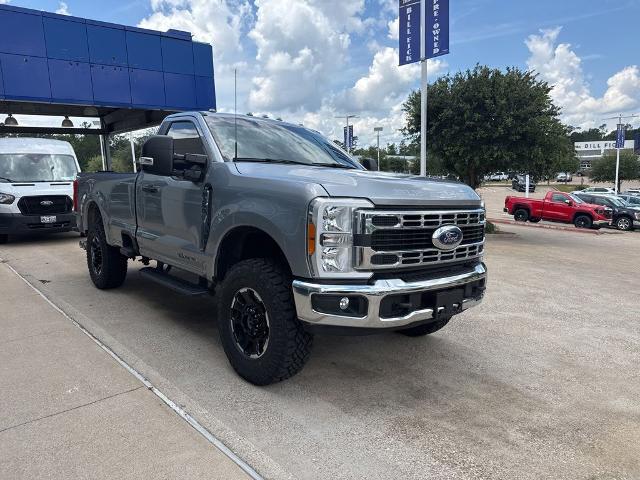 2023 Ford F-350 XLT