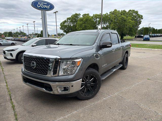 2017 Nissan Titan SV for sale in Sellersburg, IN