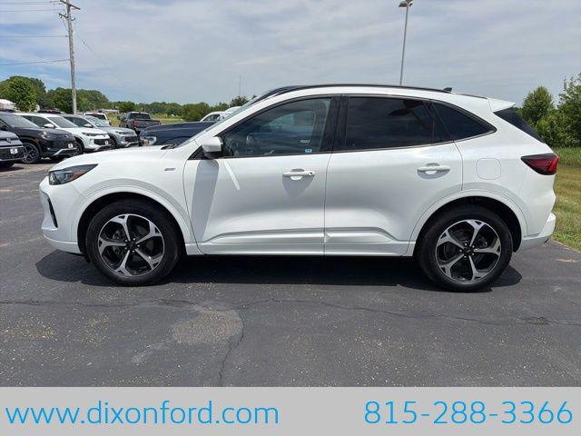 2023 Ford Escape ST-Line Elite