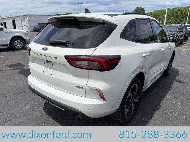 2023 Ford Escape ST-Line Elite