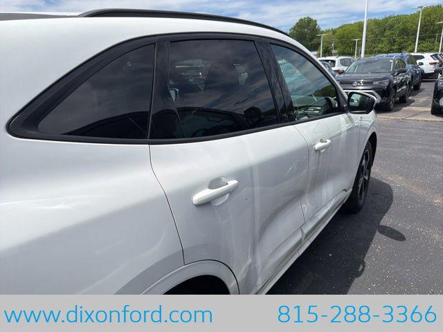 2023 Ford Escape ST-Line Elite