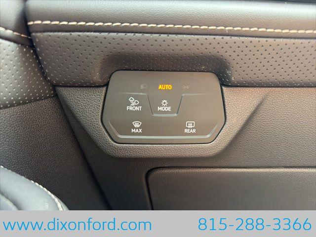 2024 Volkswagen Atlas Cross Sport 2.0T SEL Premium R-Line