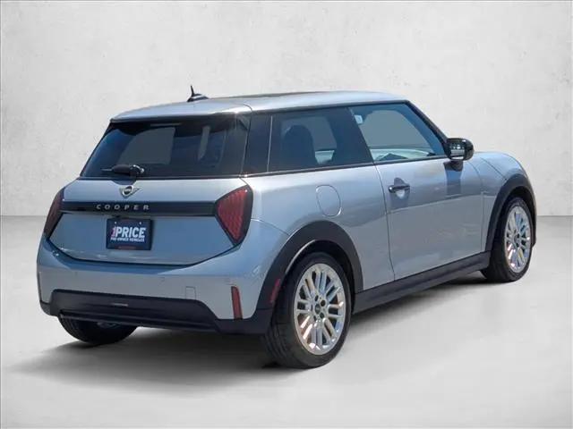 2025 MINI Hardtop Cooper