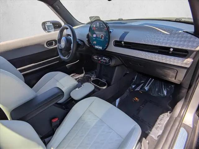 2025 MINI Hardtop Cooper