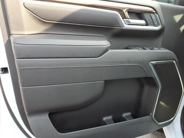 2025 Chevrolet Silverado 3500HD 4WD Crew Cab Long Bed LT