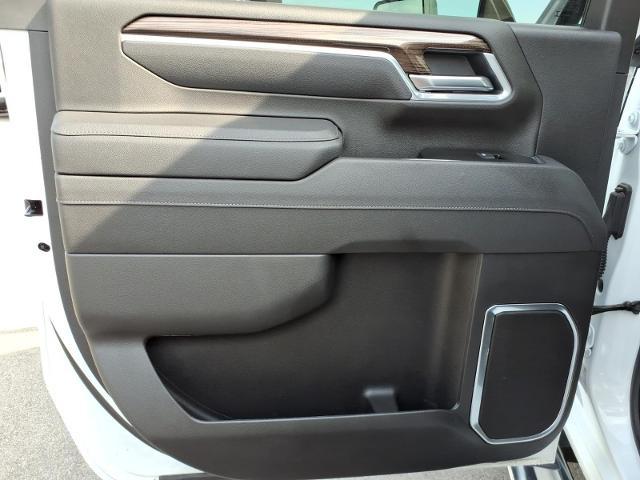 2025 Chevrolet Silverado 3500HD 4WD Crew Cab Long Bed LT