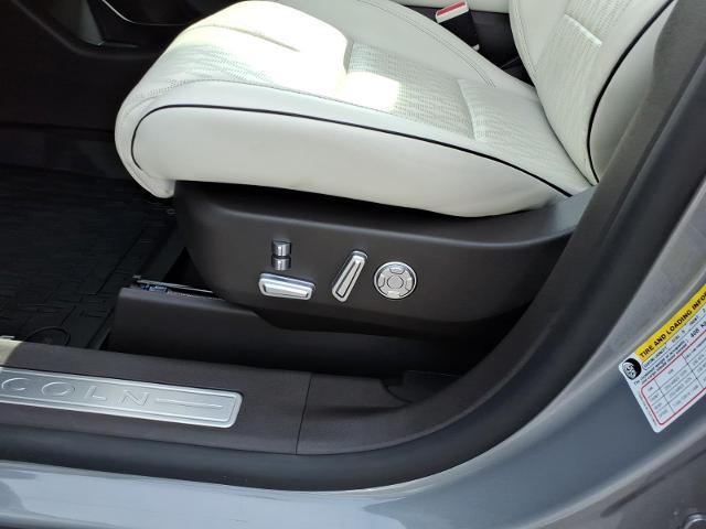 2024 Lincoln Nautilus Black Label