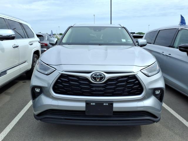 2025 Toyota Highlander XLE