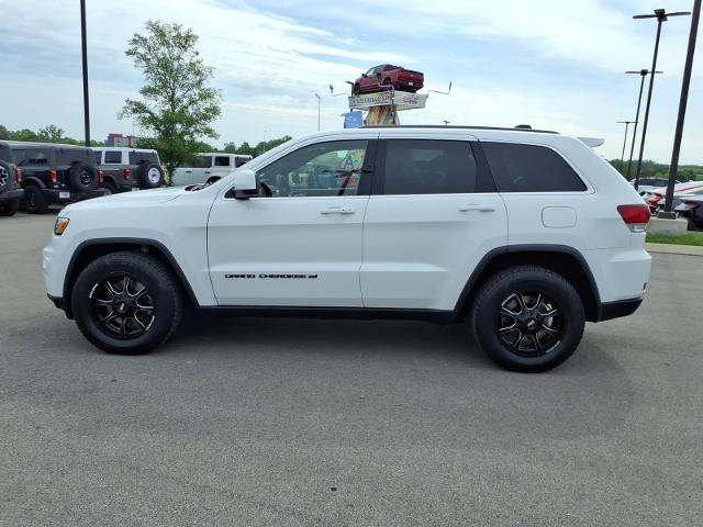 2022 Jeep Grand Cherokee Laredo E 4x2