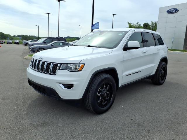 2022 Jeep Grand Cherokee Laredo E 4x2