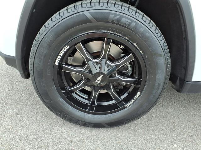 2022 Jeep Grand Cherokee Laredo E 4x2