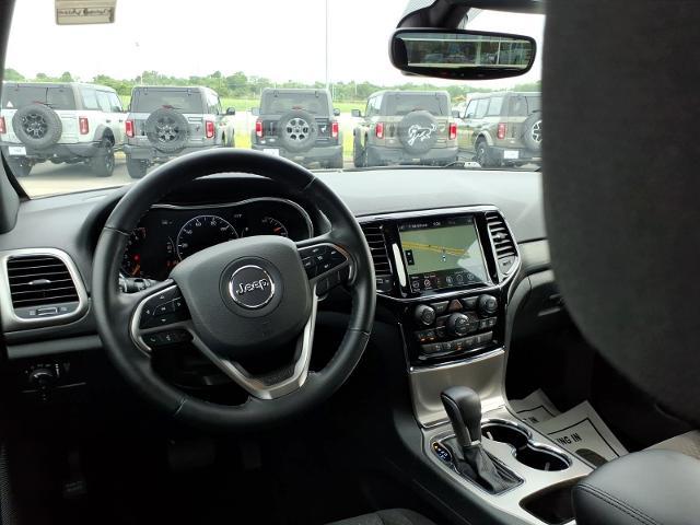 2022 Jeep Grand Cherokee Laredo E 4x2