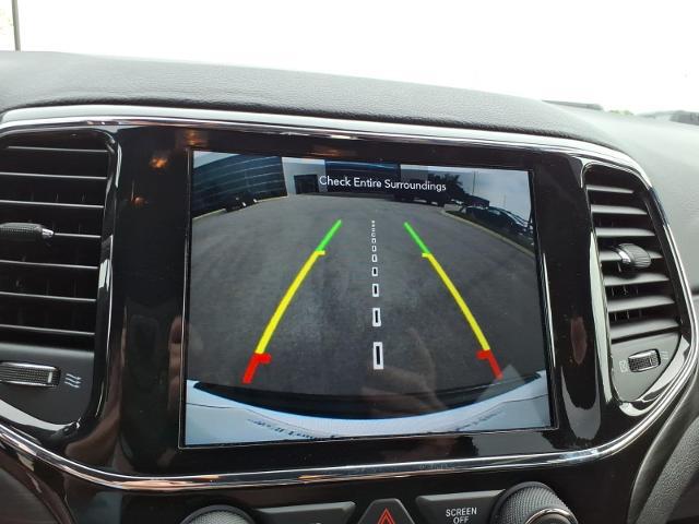 2022 Jeep Grand Cherokee Laredo E 4x2