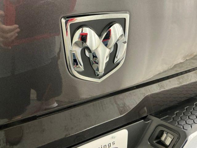 2019 Ram 1500 Classic Tradesman Regular Cab 4x4 8' Box