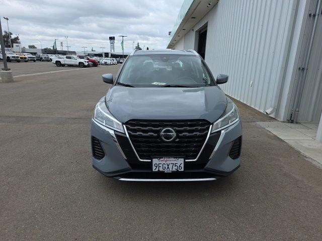 2021 Nissan Kicks SV Xtronic CVT