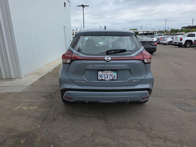 2021 Nissan Kicks SV Xtronic CVT