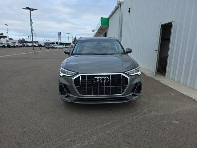 2022 Audi Q3 Premium Plus 45 TFSI S line quattro Tiptronic