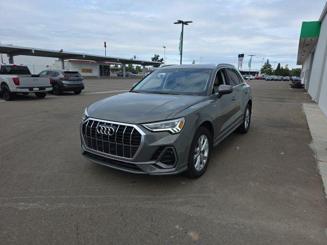 2022 Audi Q3 Premium Plus 45 TFSI S line quattro Tiptronic