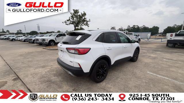 2022 Ford Escape SE Hybrid