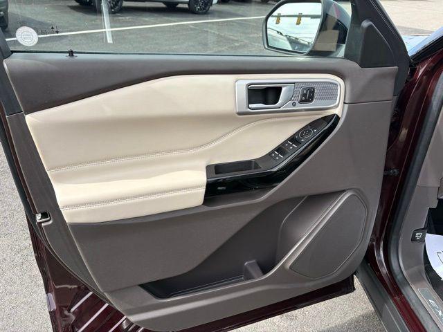 2023 Ford Explorer Platinum