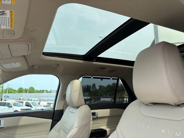 2023 Ford Explorer Platinum