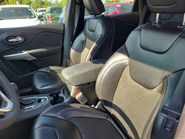 2022 Jeep Cherokee X 4x4