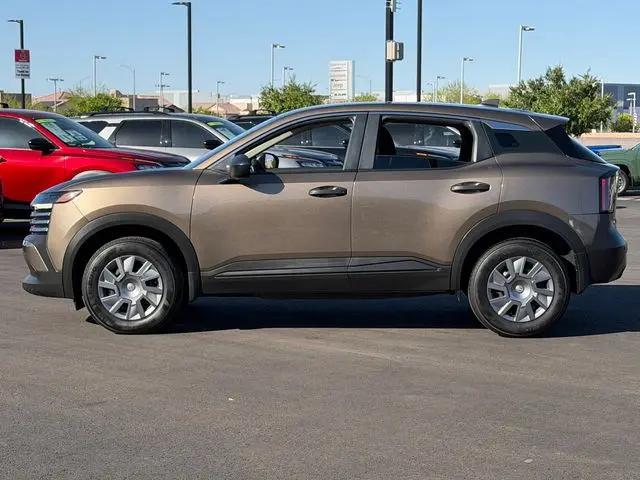 2025 Nissan Kicks S FWD