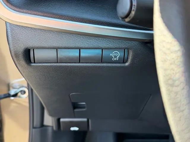 2025 Nissan Kicks S FWD