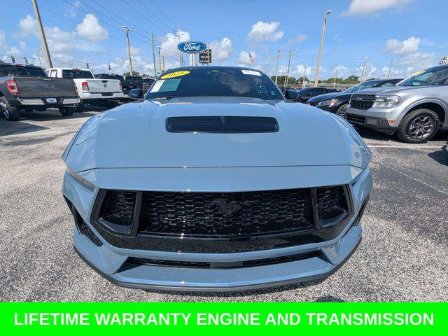 2025 Ford Mustang GT Premium Fastback