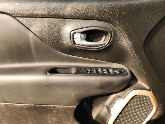 2017 Jeep Renegade Limited FWD