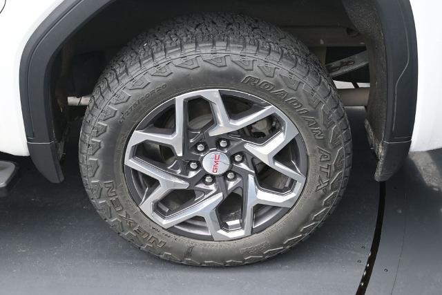 2022 GMC Sierra 1500 4WD Crew Cab Short Box SLT