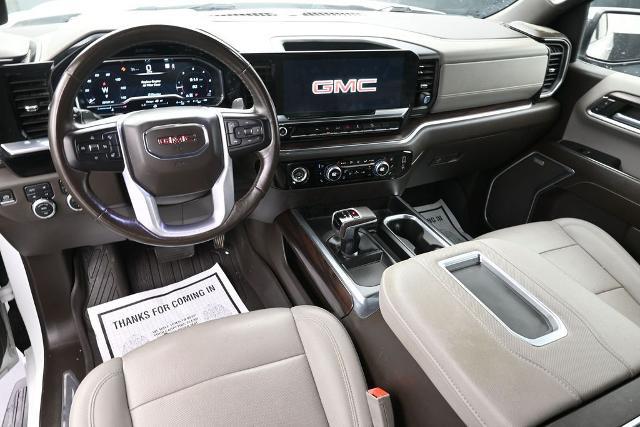 2022 GMC Sierra 1500 4WD Crew Cab Short Box SLT
